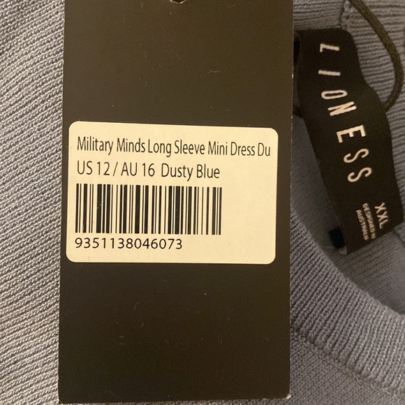 never worn blue rushed siding dress - Picture 4 of 4